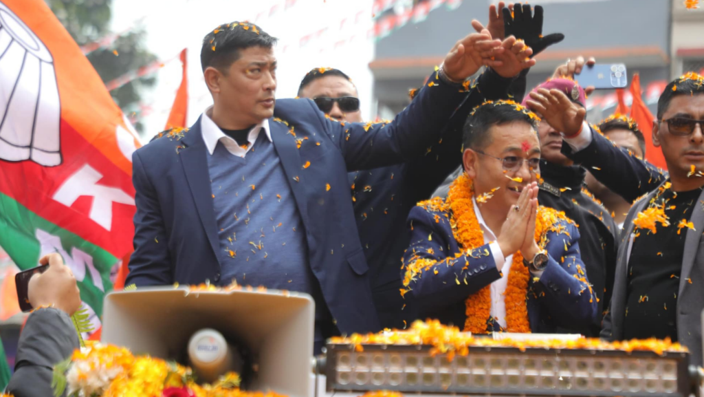 All govt temporary employees who complete 4 years to be regularised